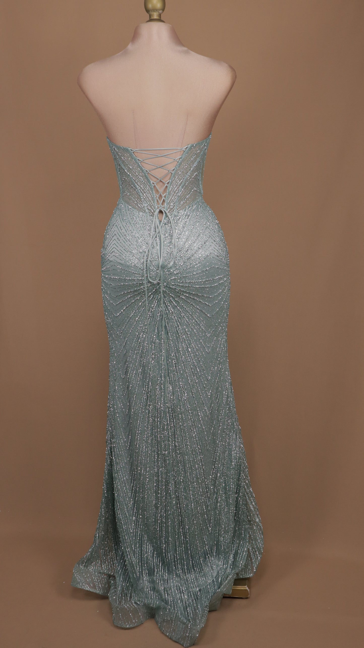 Vestido largo estraple de gala