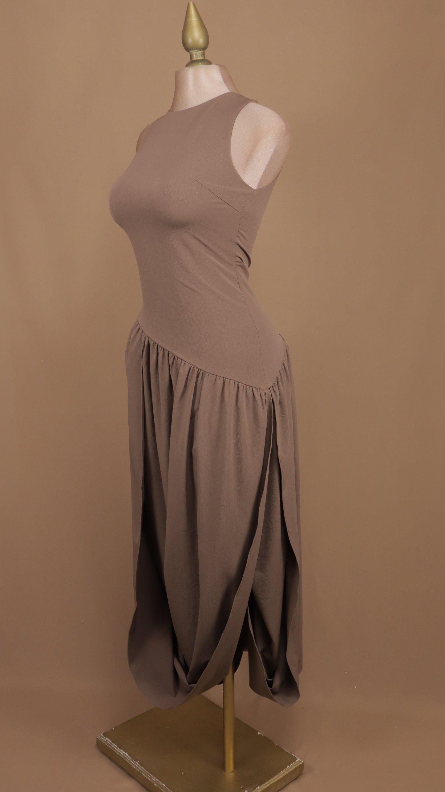 Vestido midi resacado