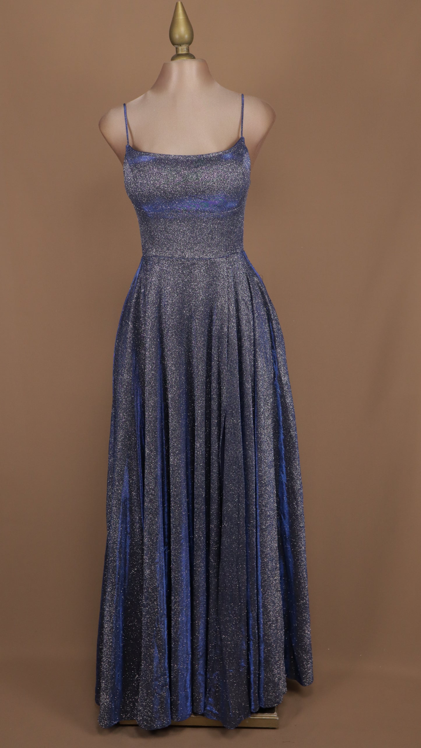 Vestido largo con destellos elegante