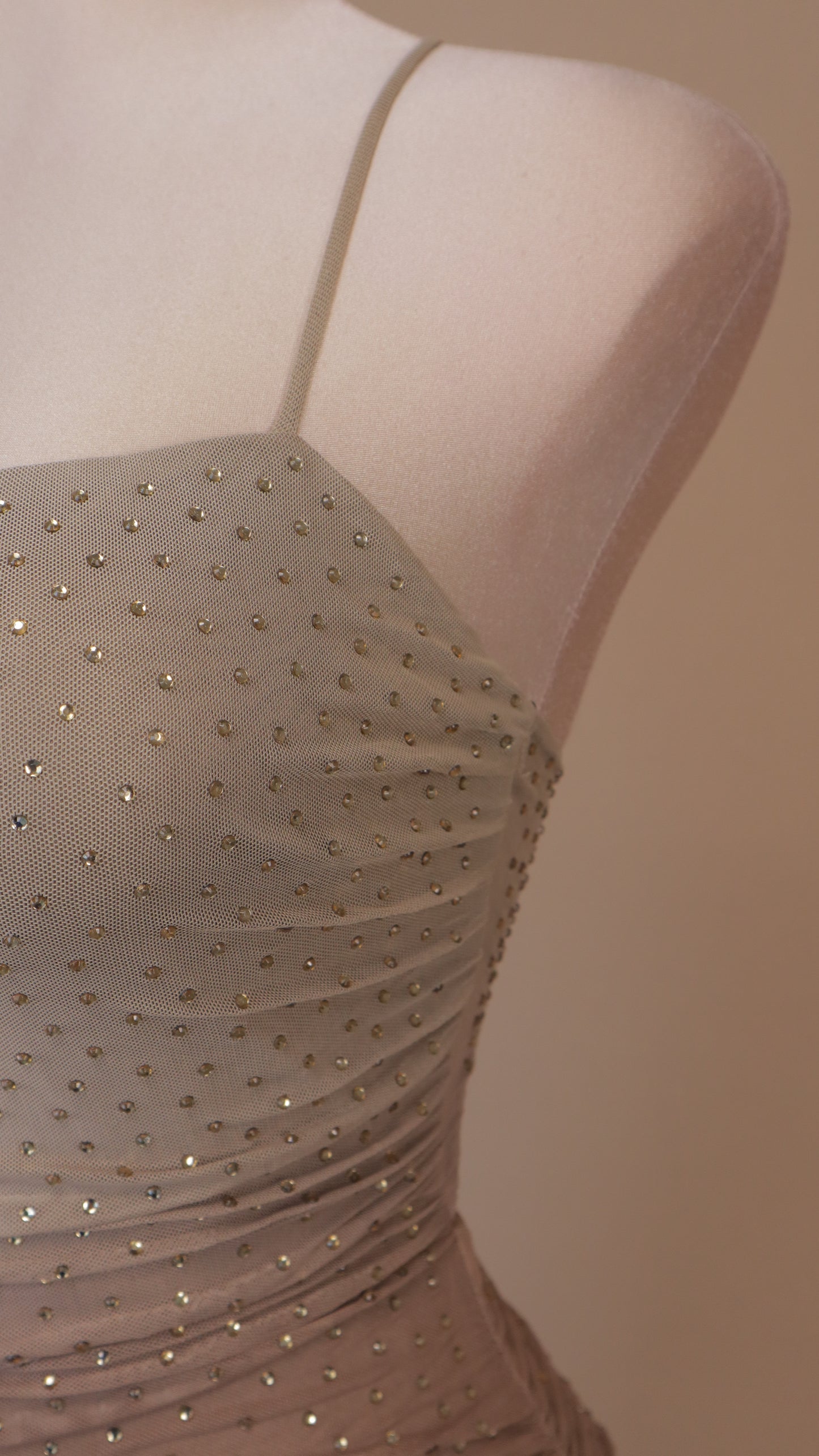 Vestido largo marmoleado con corset