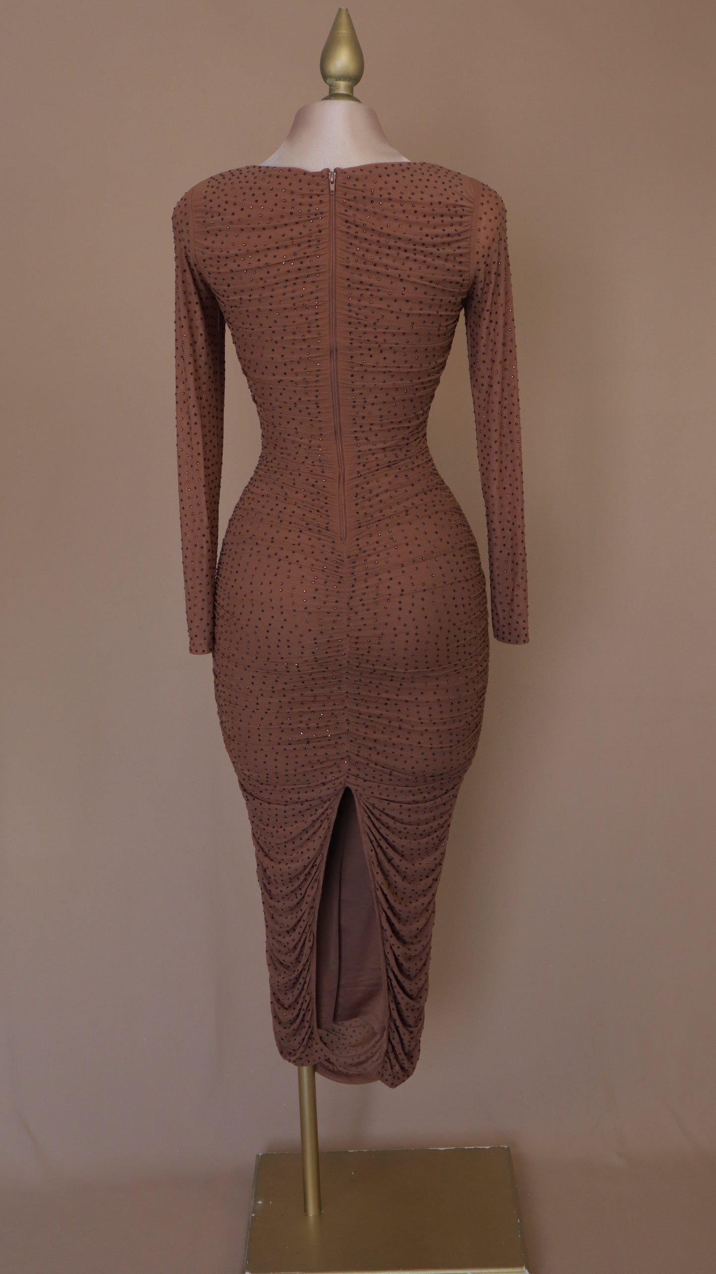 Vestido maxi manga larga con pedrería