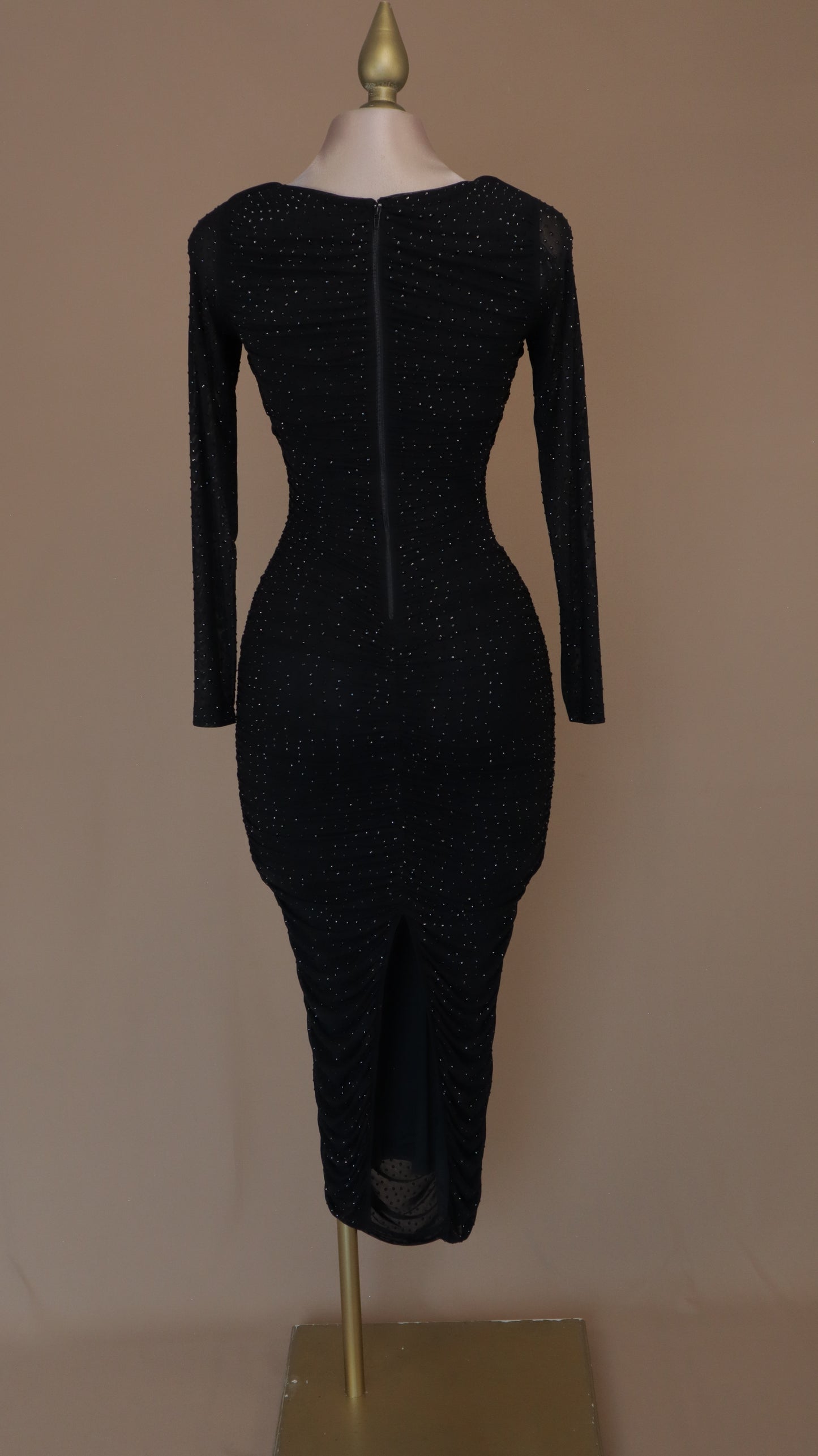 Vestido maxi manga larga con pedrería