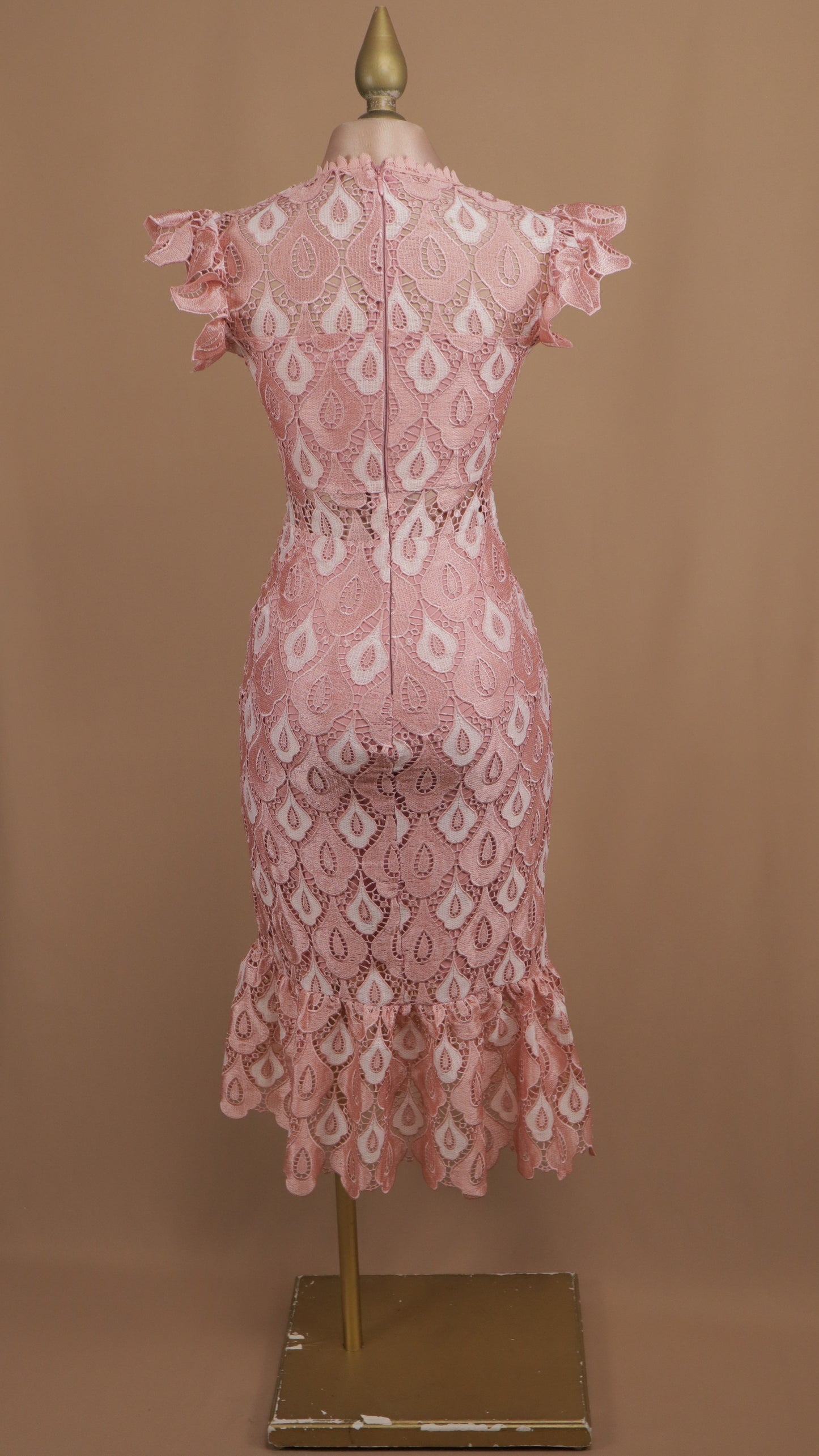 Vestido midi con encaje