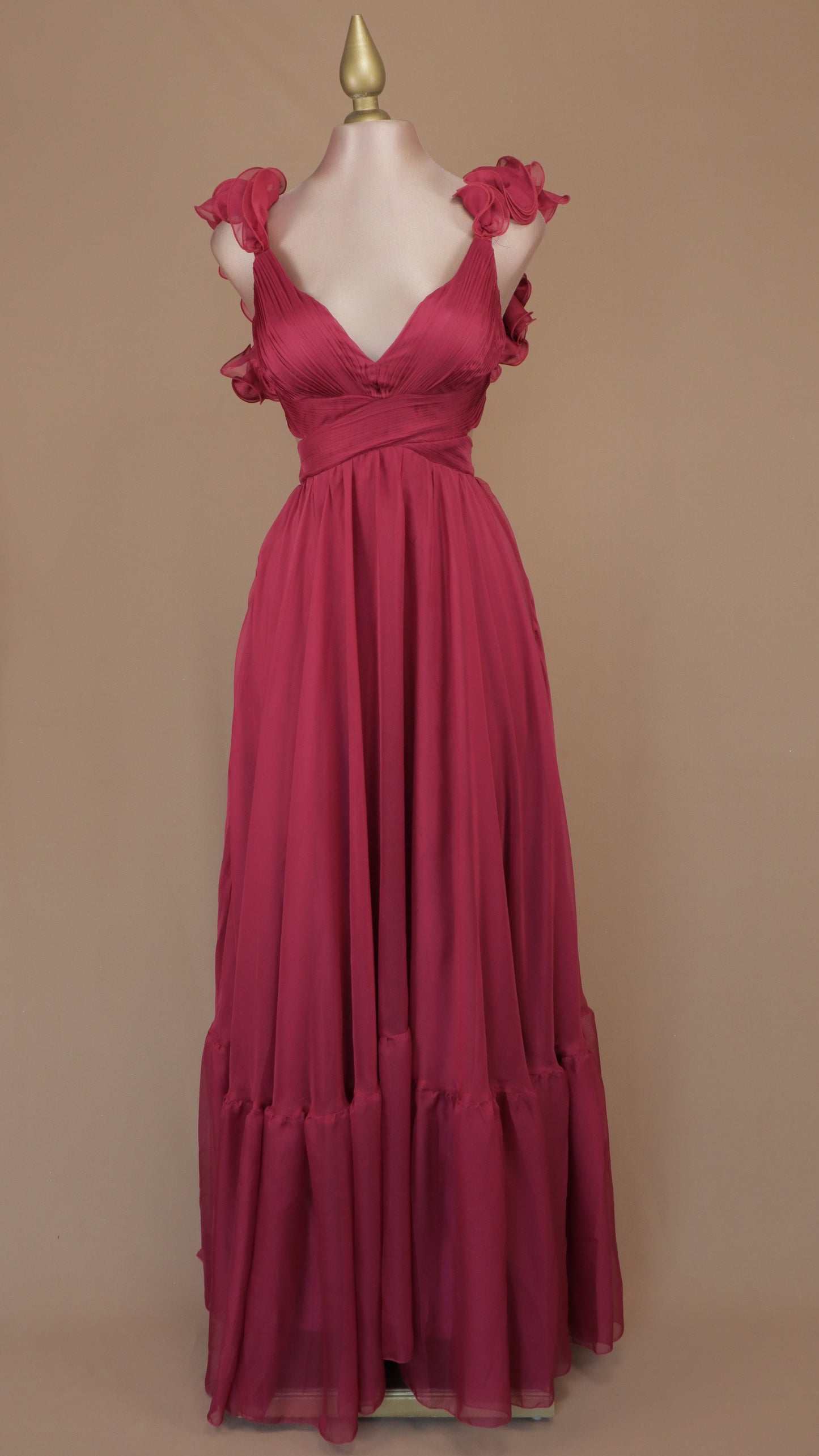 Vestido largo escarola con escote