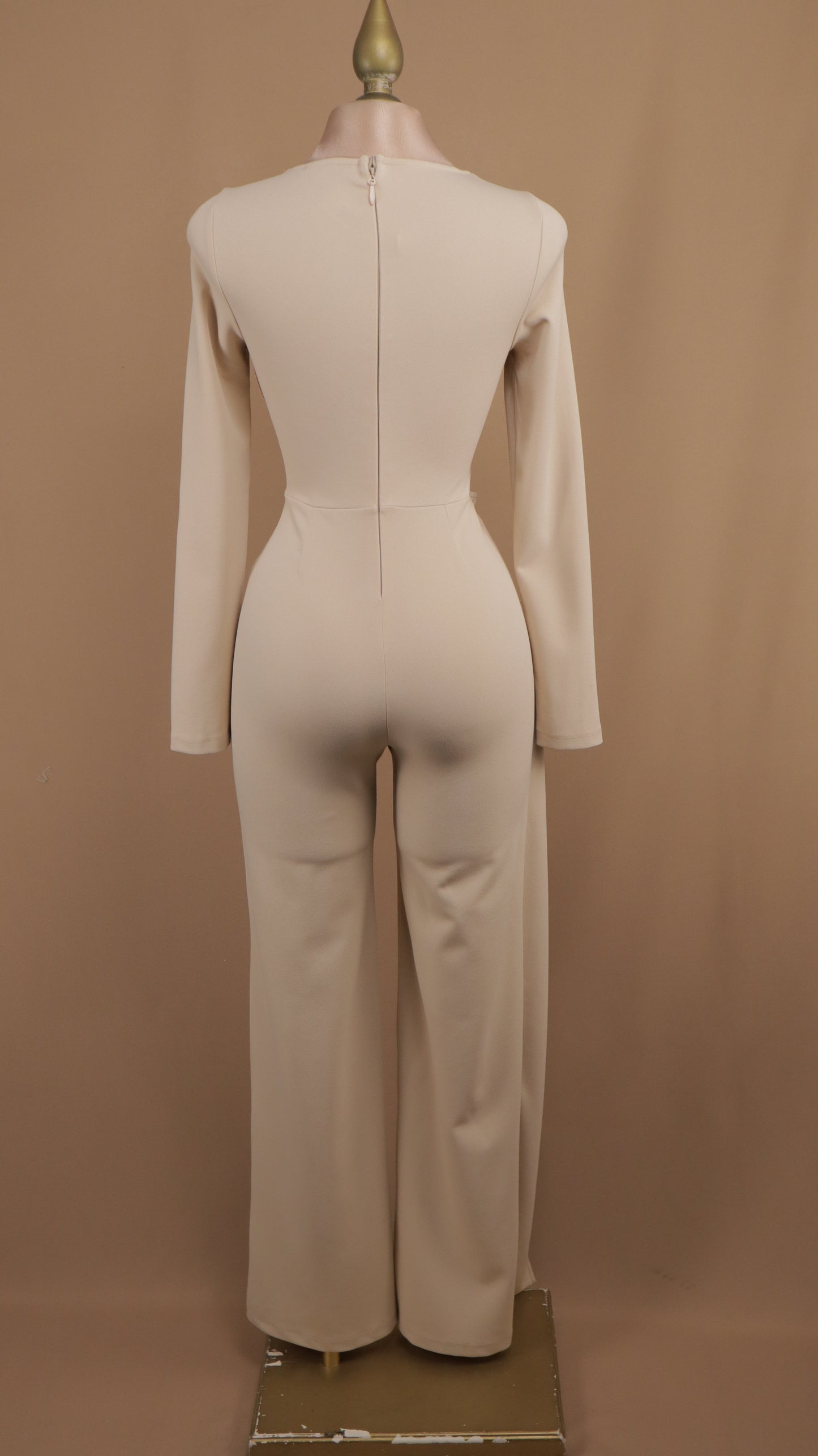 Palazzo manga larga con escote en busto