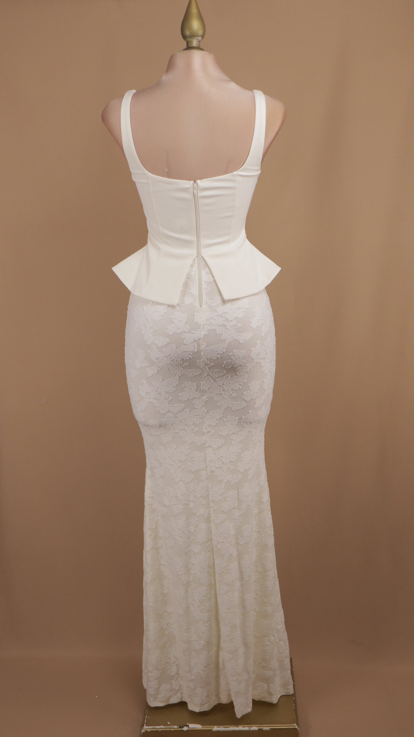 Vestido largo con falda estampada y blusa de gamuza lisa