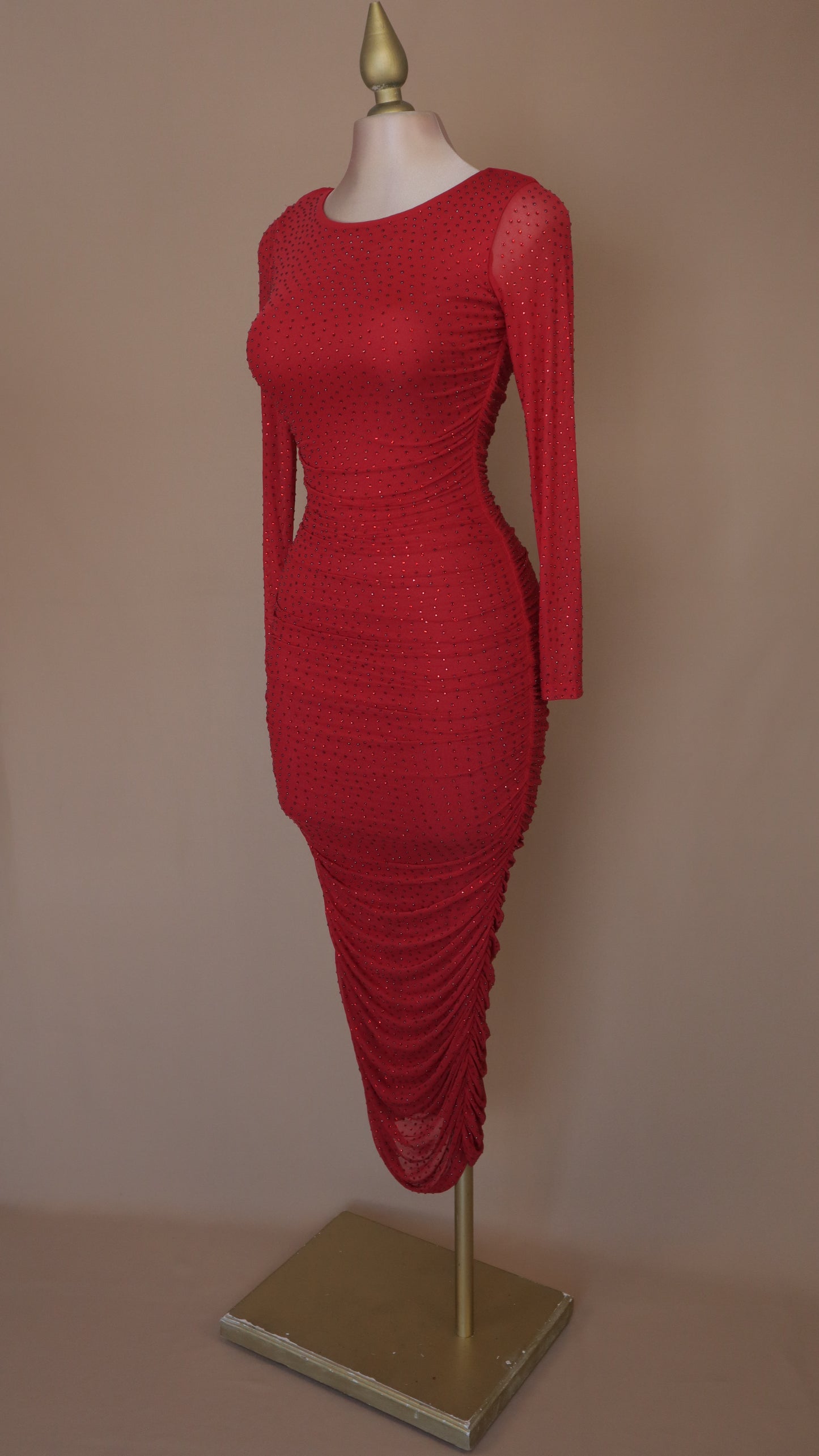 Vestido maxi manga larga con pedrería