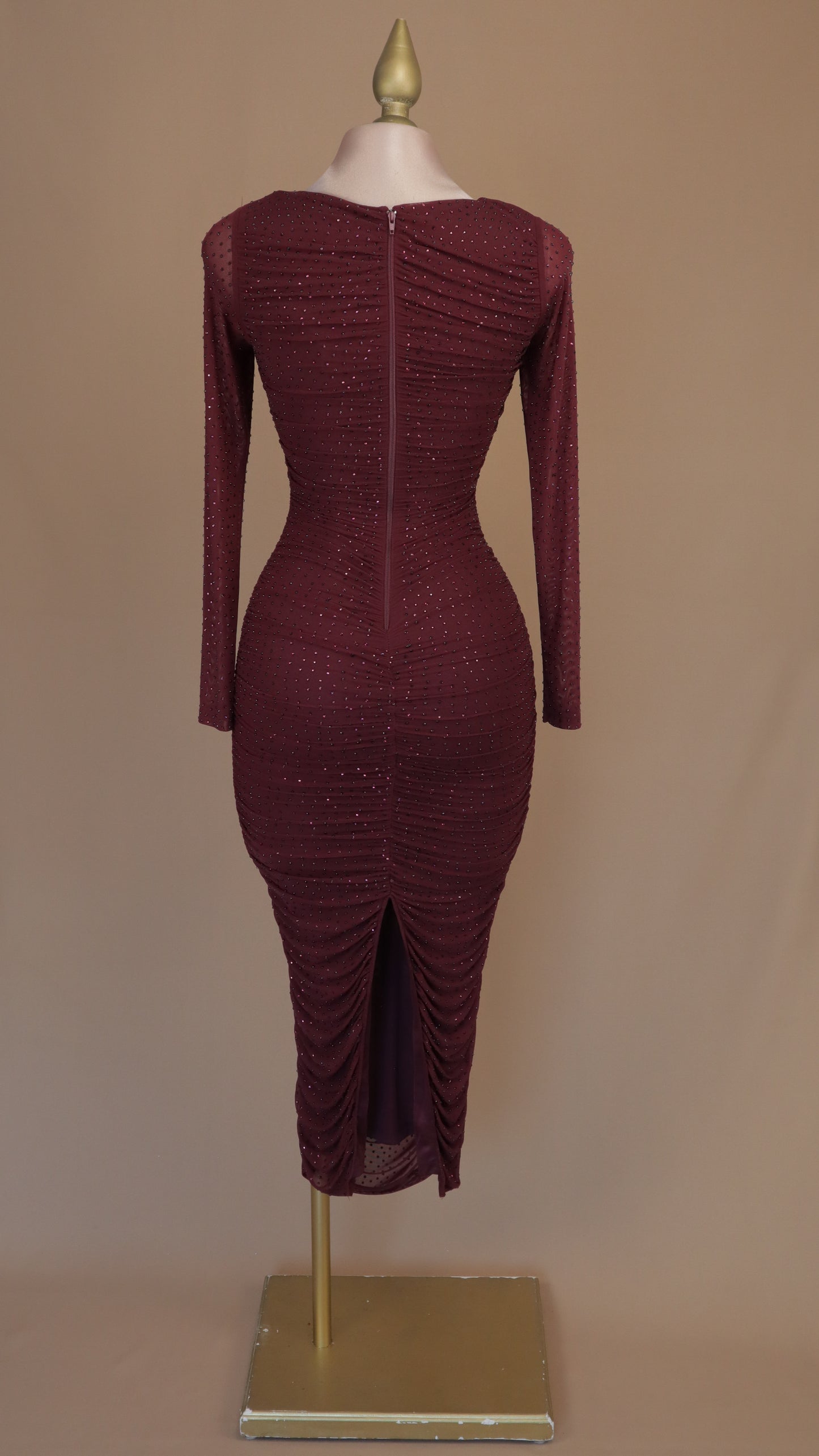 Vestido maxi manga larga con pedrería