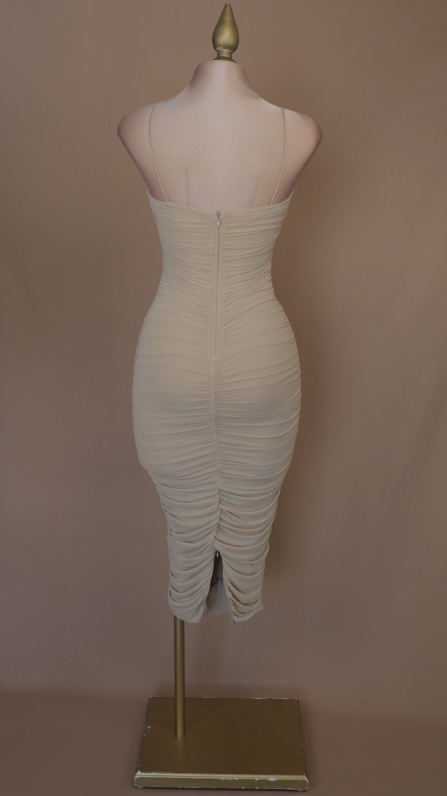 Vestido maxi plisado sensual