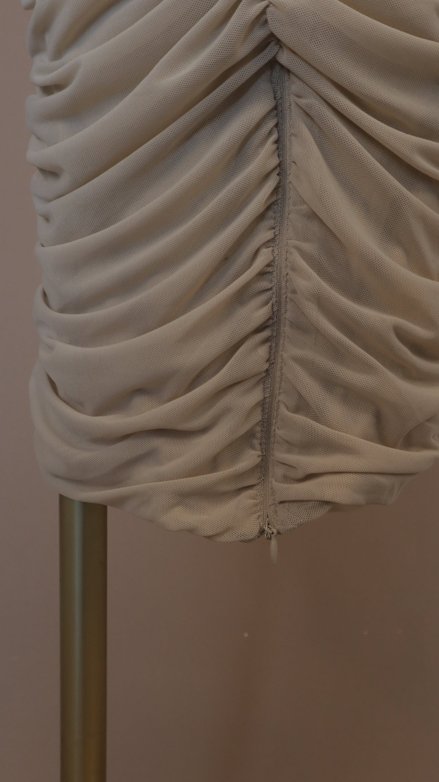 Vestido maxi plisado sensual