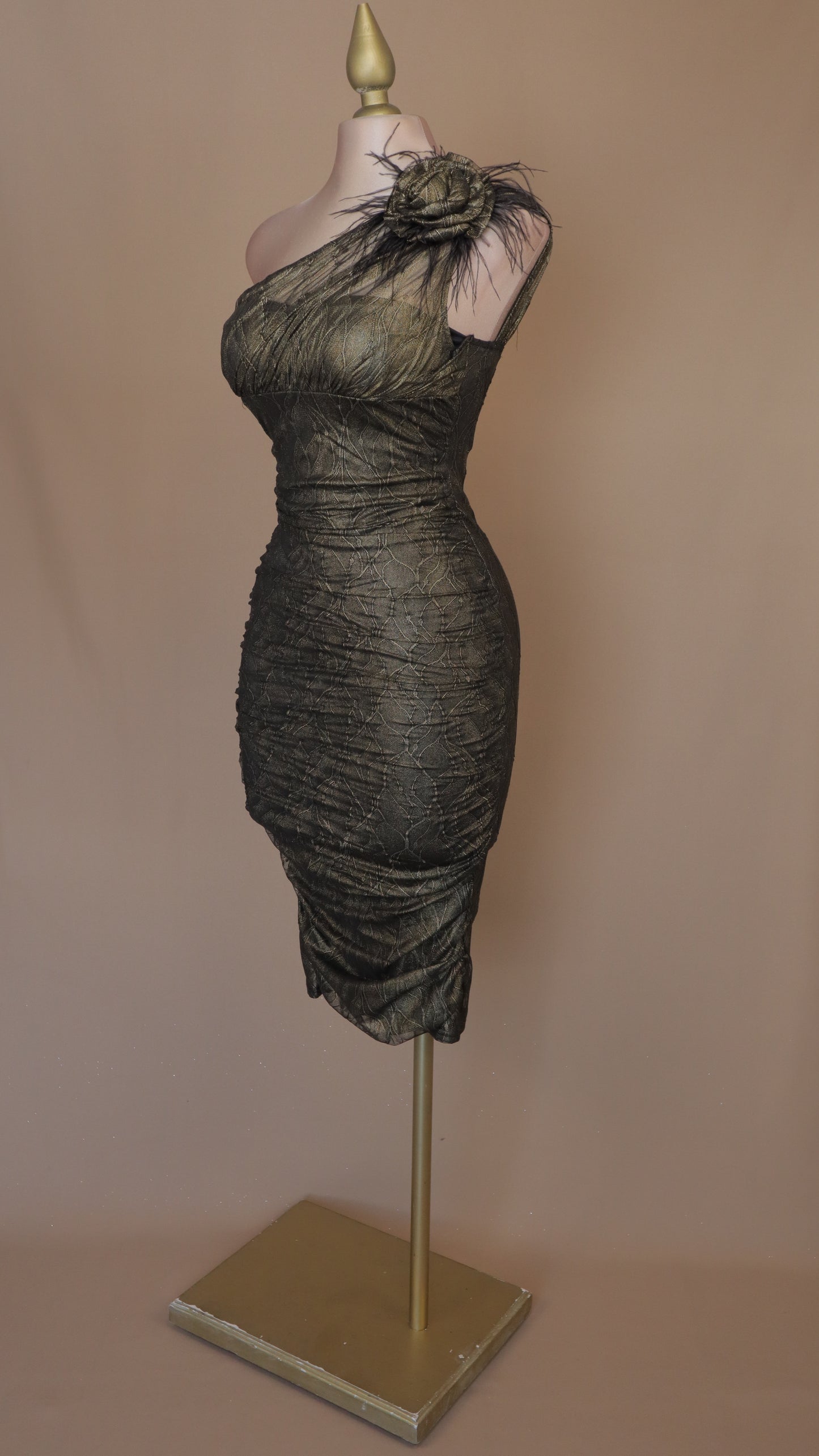 Vestido midi asimétrico flor