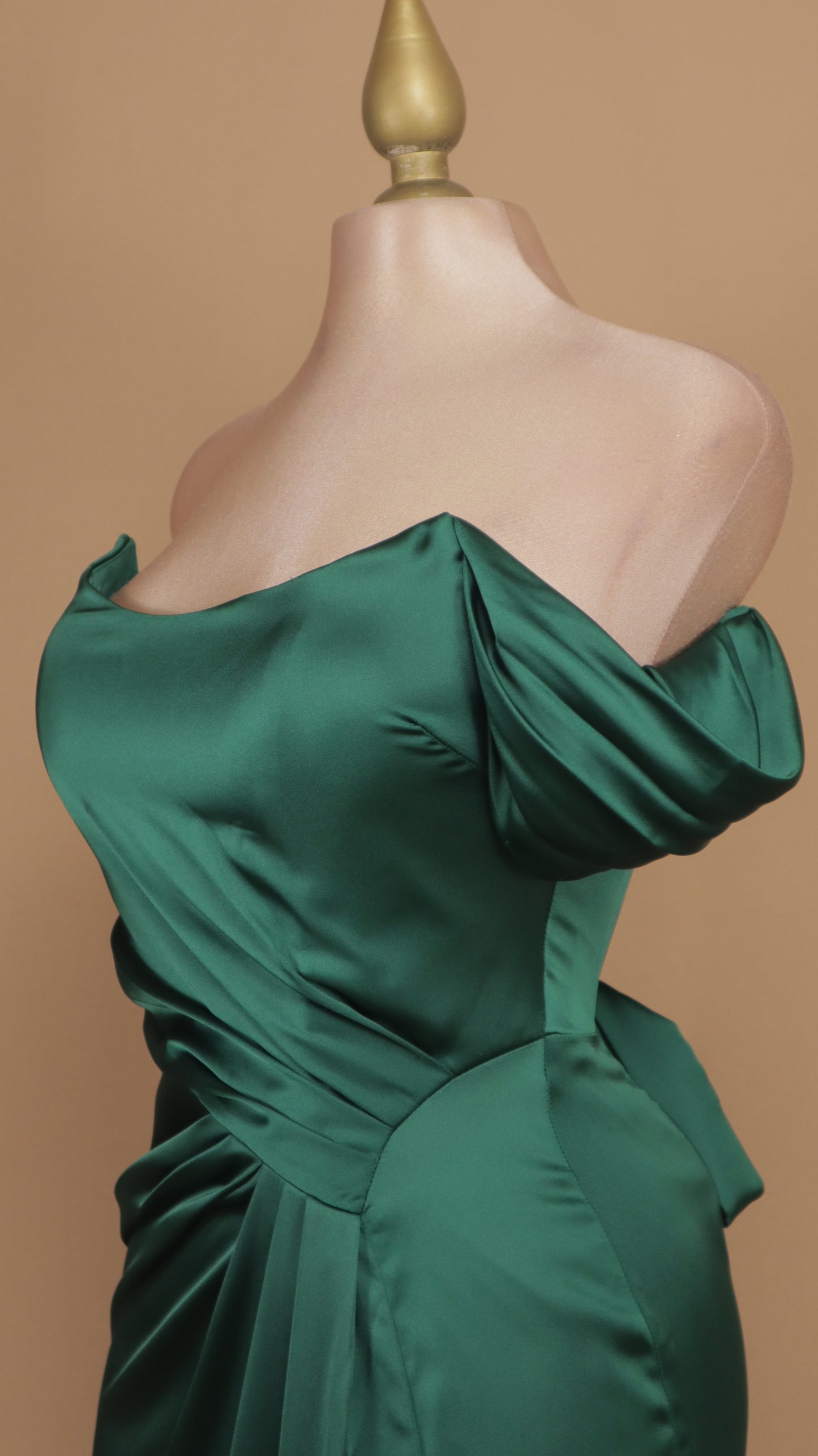 Vestido largo clásico corset