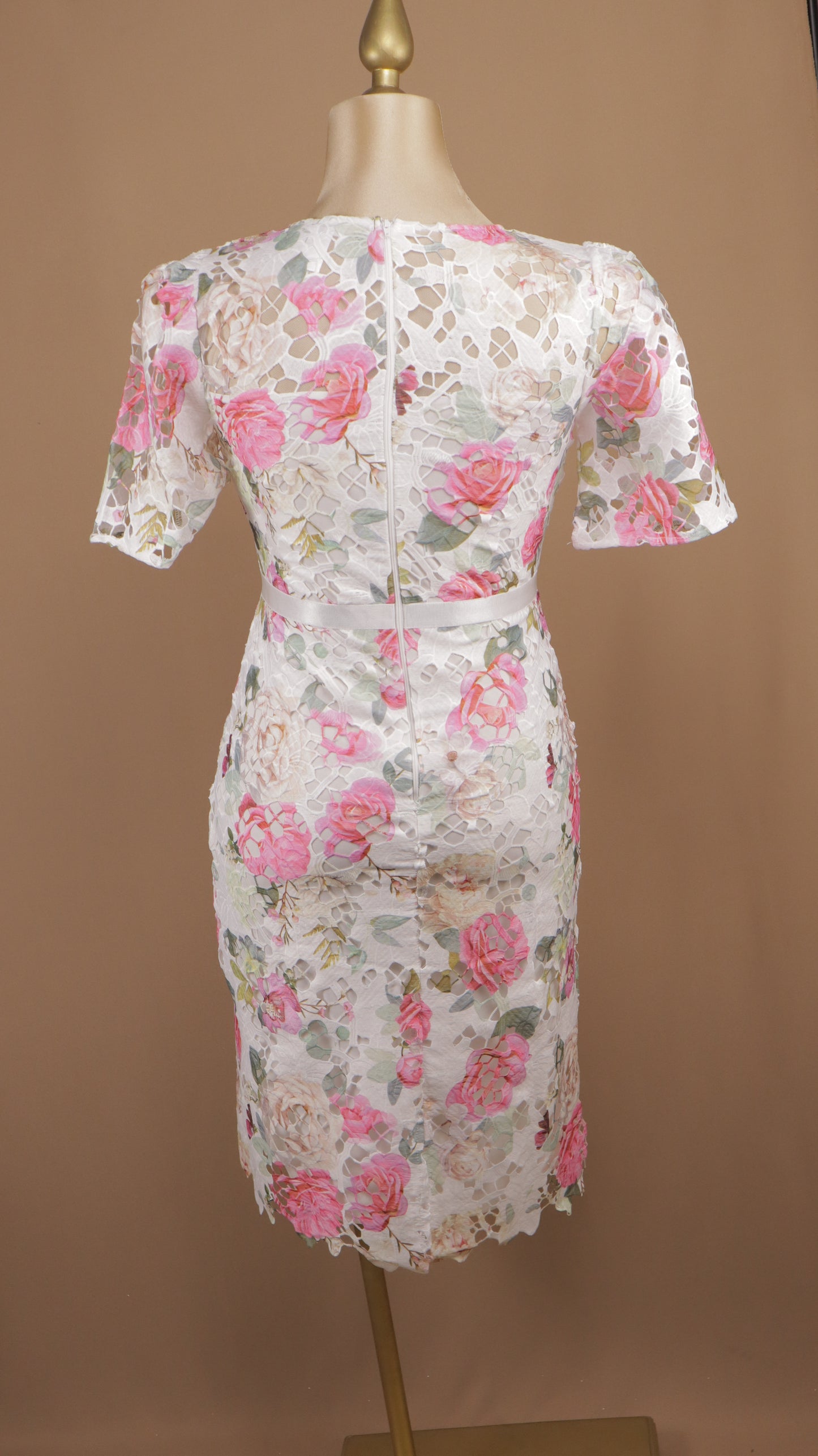 Vestido midi plus size de encaje estampado