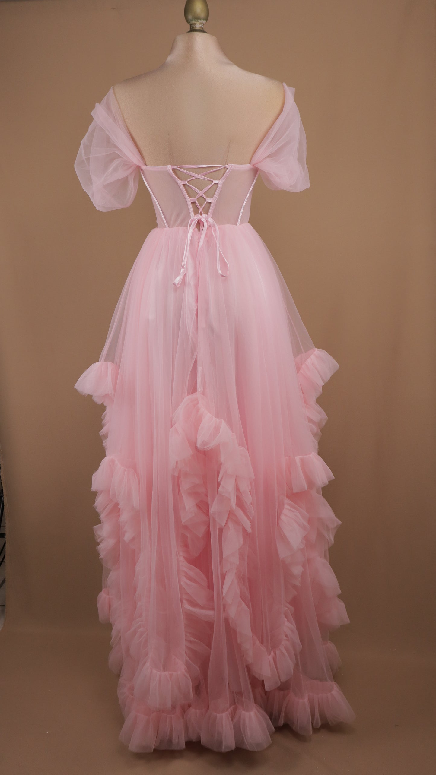 Vestido de tull con transparencia