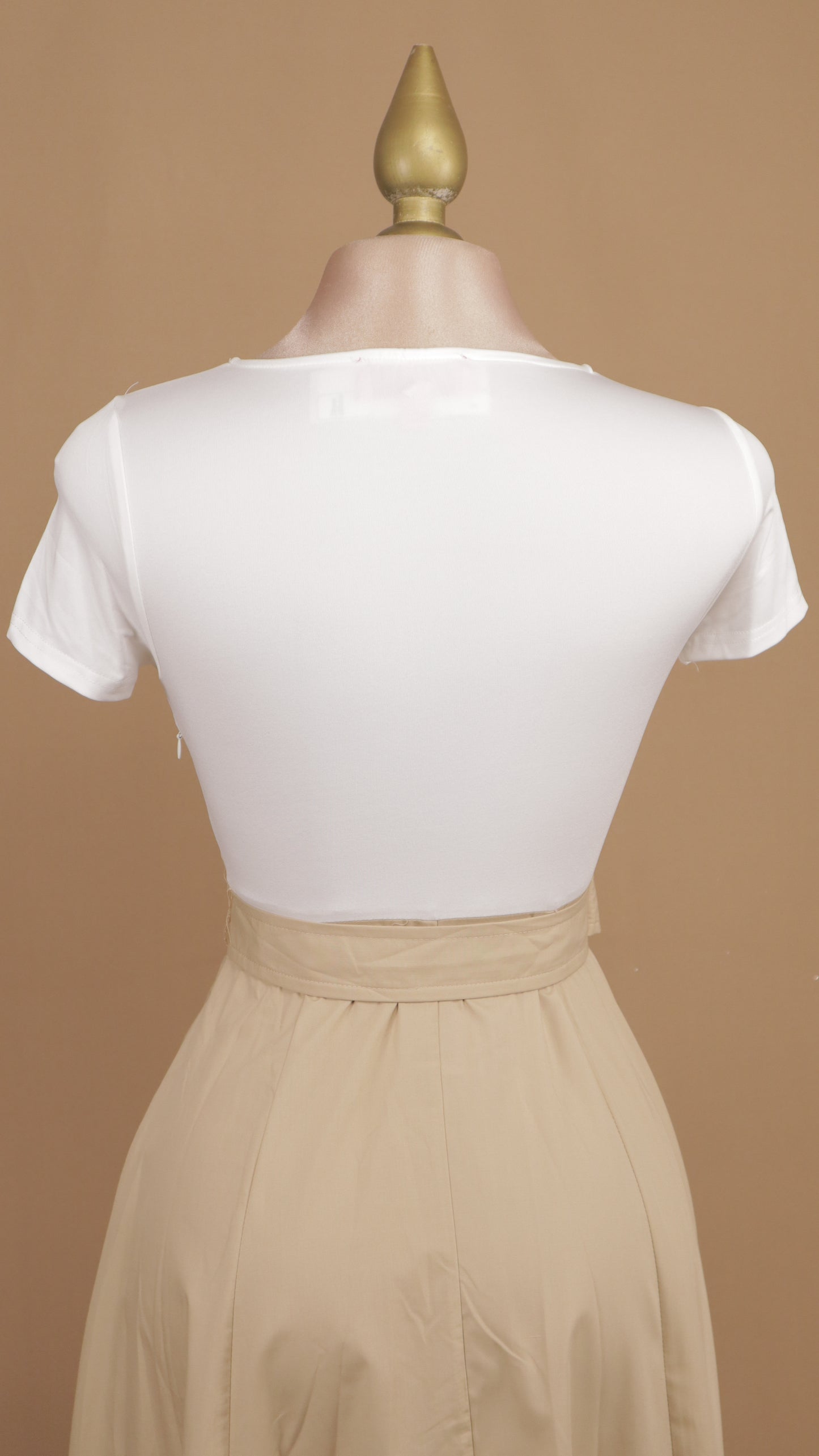 Vestido midi falda cargo