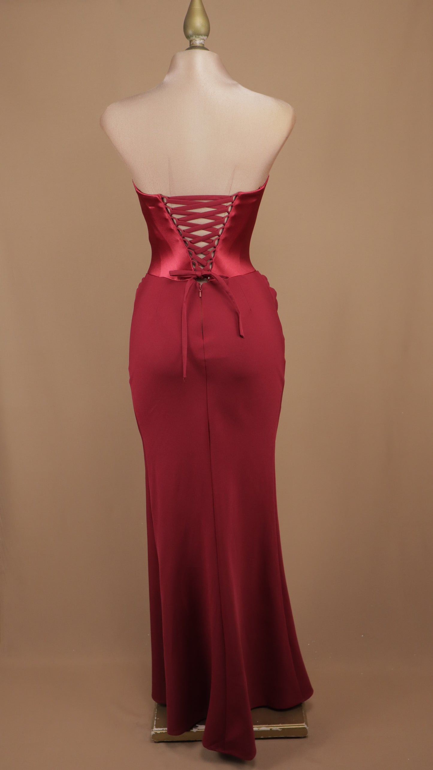 Vestido largo estraple con pashmina