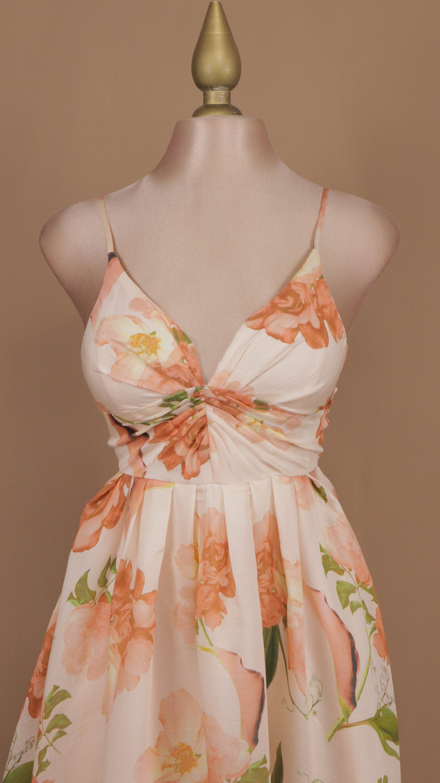 Vestido midi con estampado y linea A