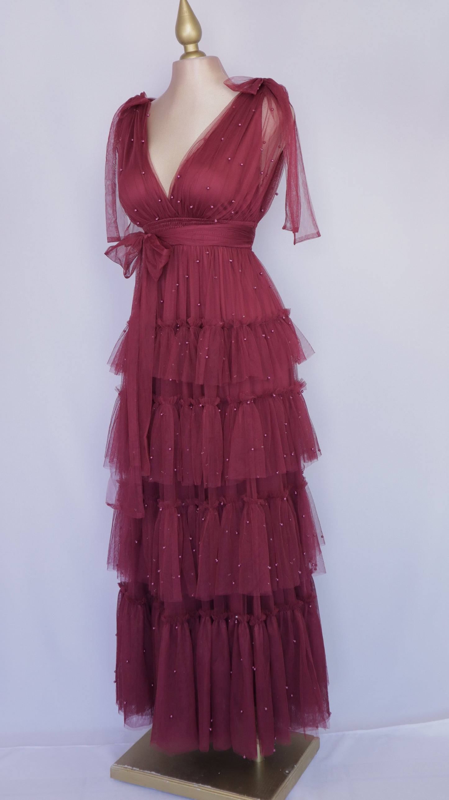 Vestido largo de tul con perlas