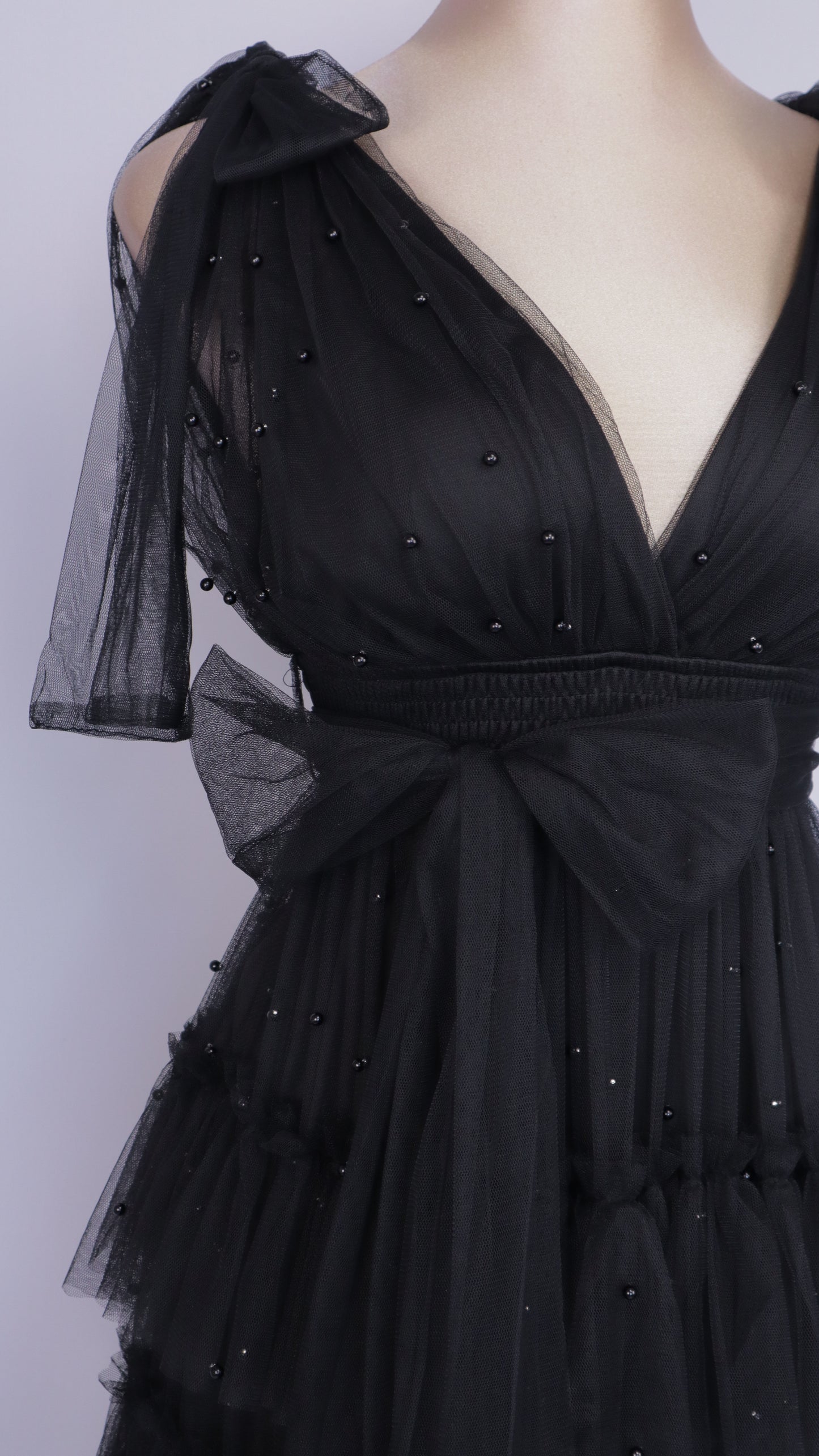 Vestido largo de tul con perlas