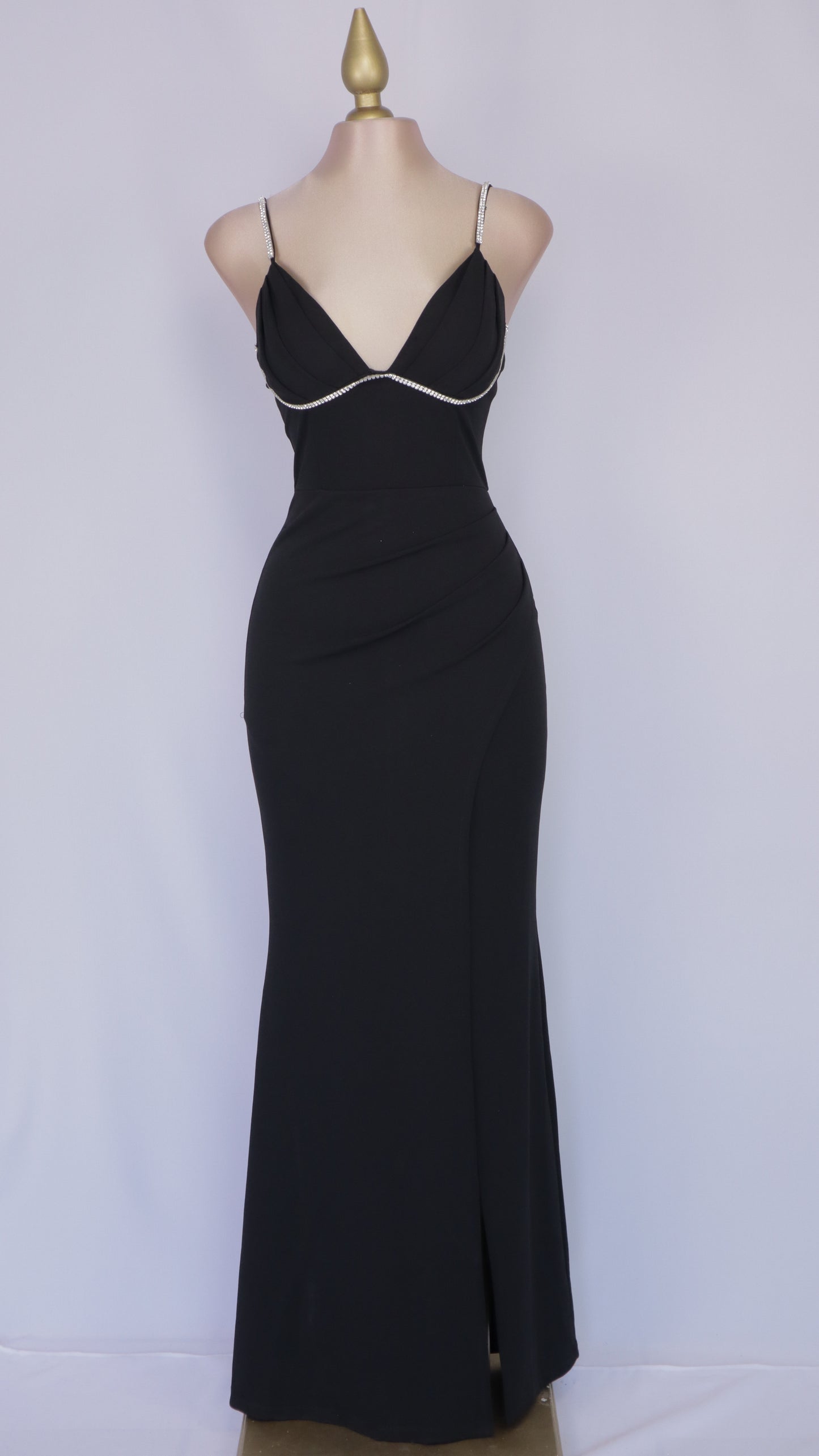 Vestido largo de tirantes brillantes