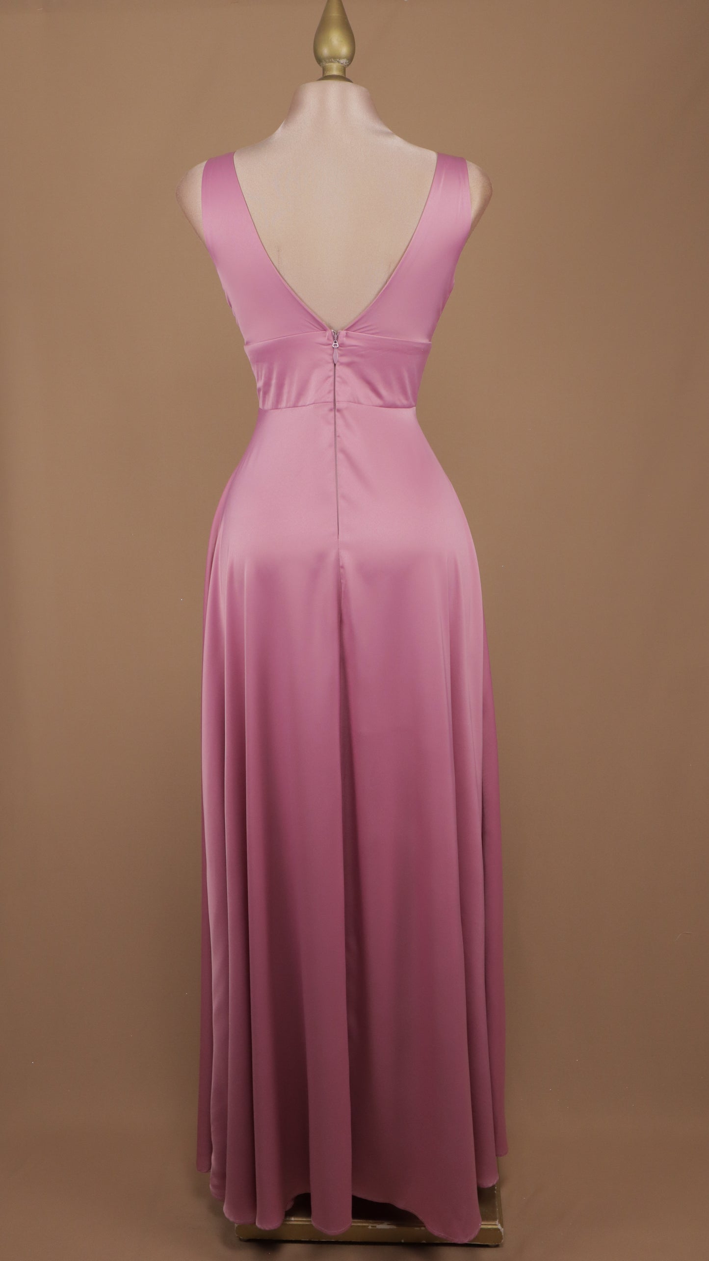 Vestido largo con escote en V