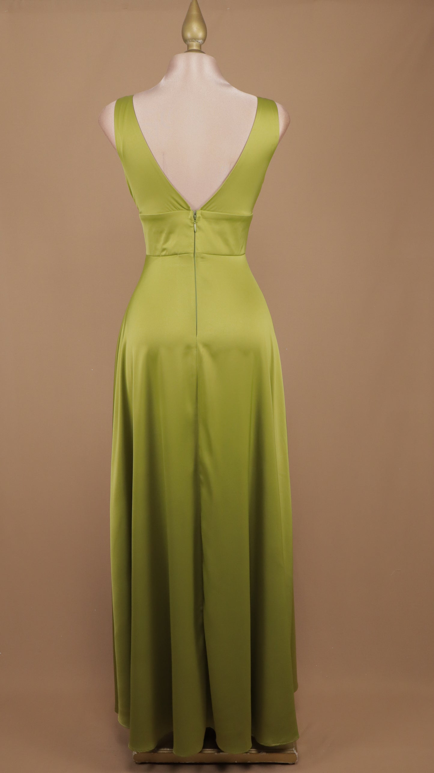 Vestido largo con escote en V