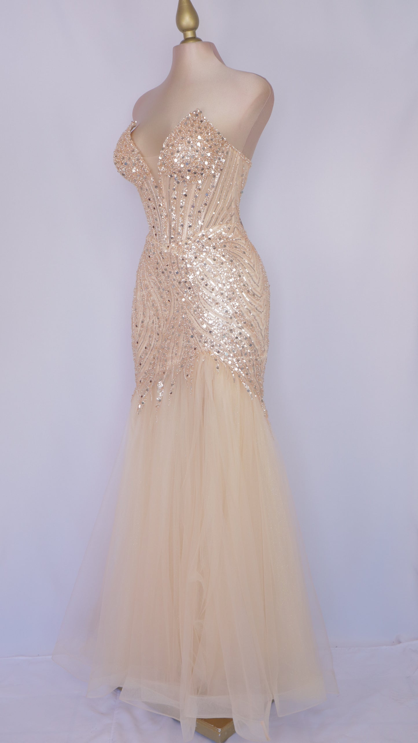 Vestido largo corte sirena estraple