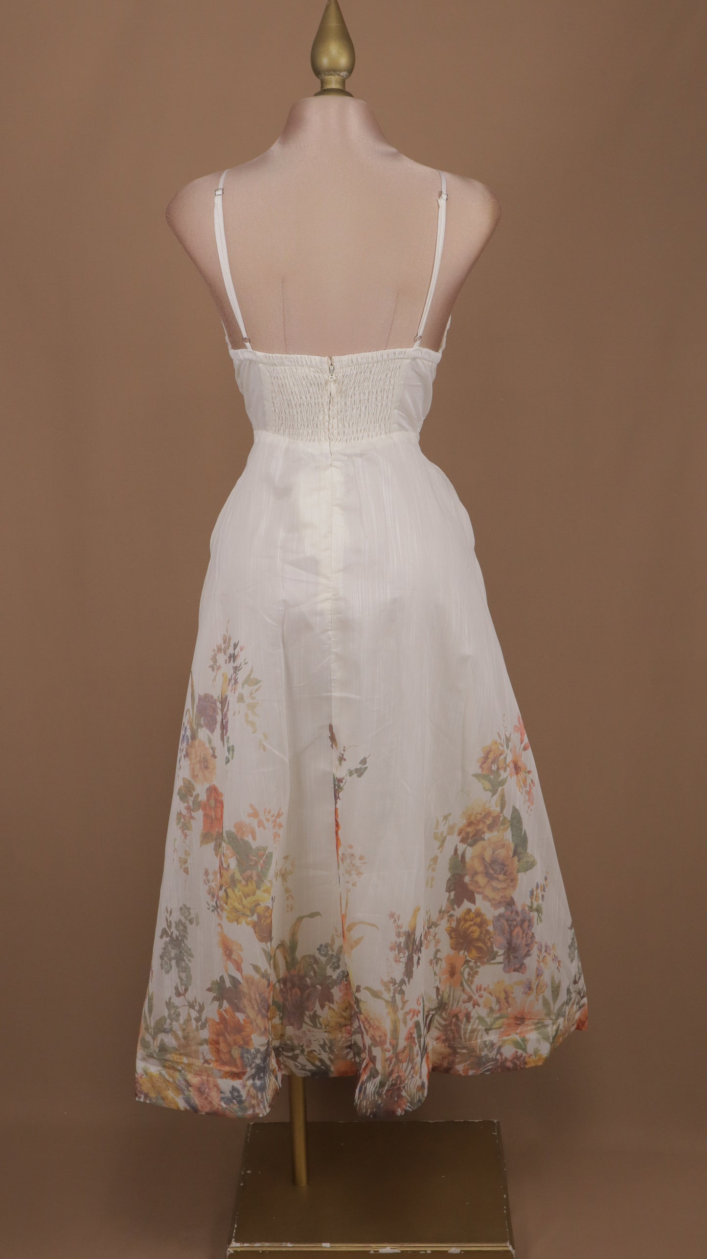 Vestido maxi con falda estampada linea A