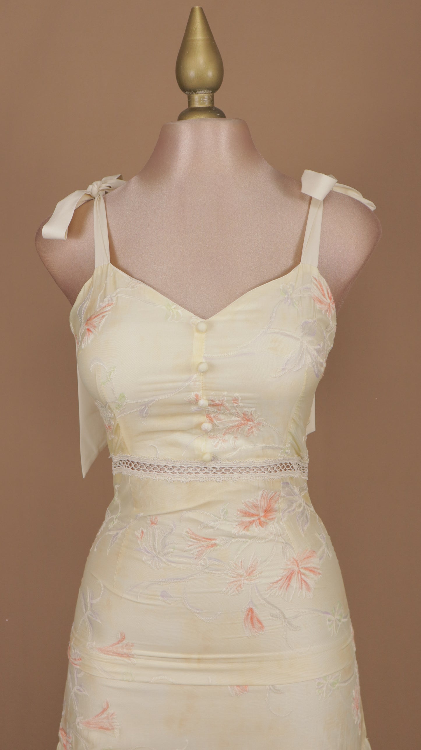 Vestido maxi estampado con tirantes ajustable