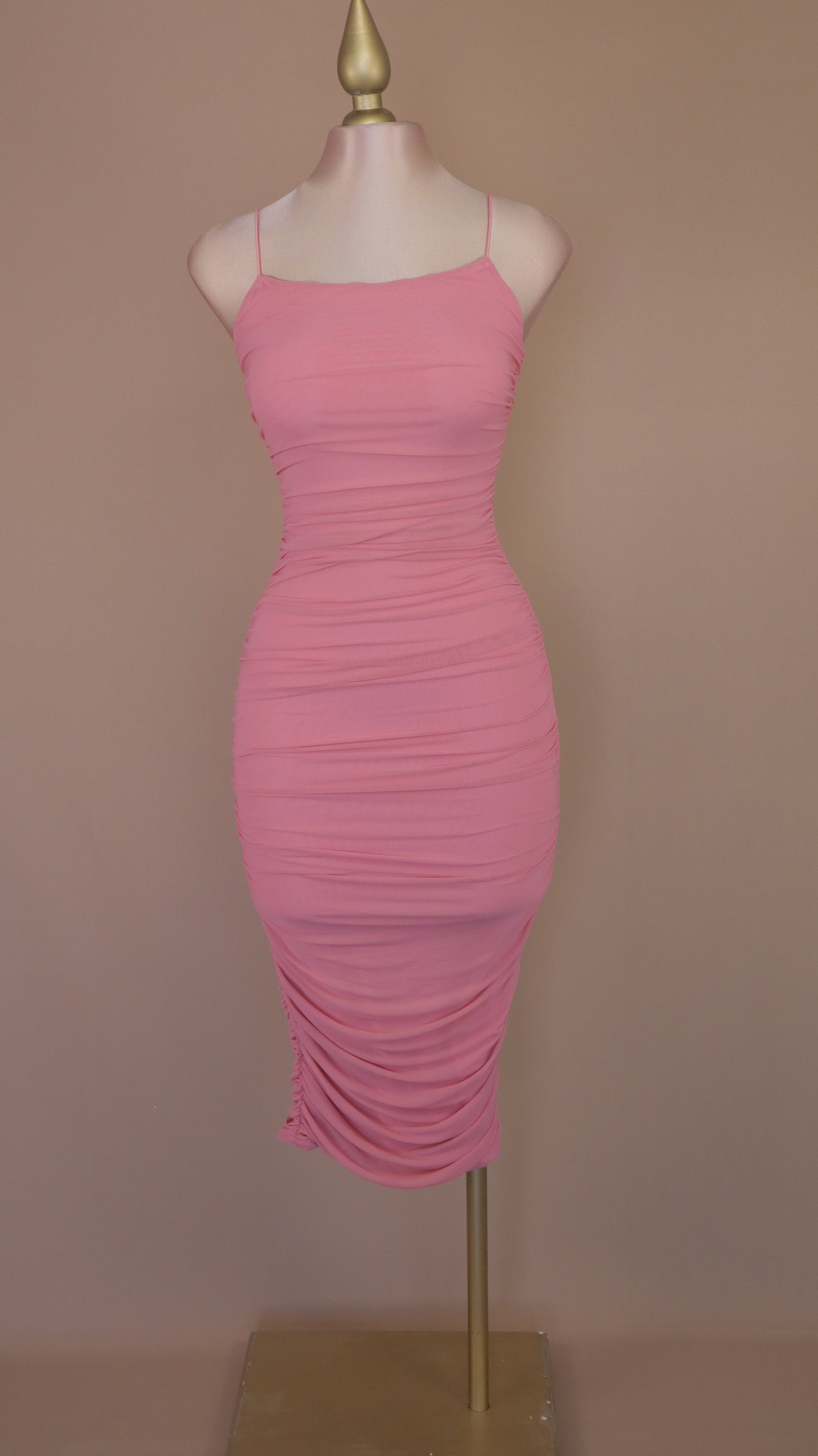 Vestido maxi plisado sensual