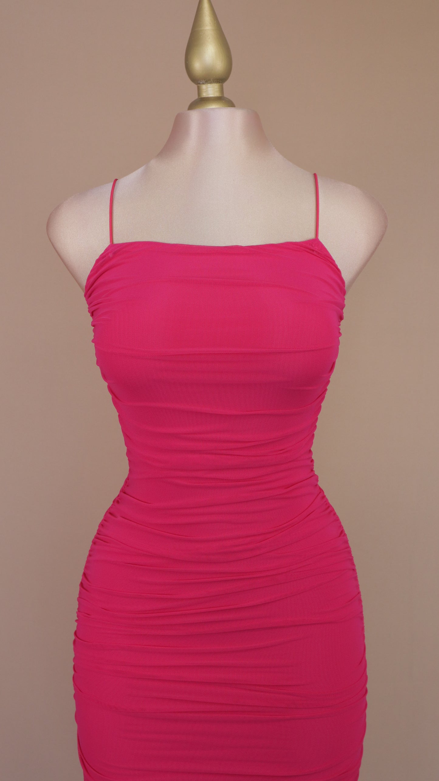 Vestido maxi plisado sensual
