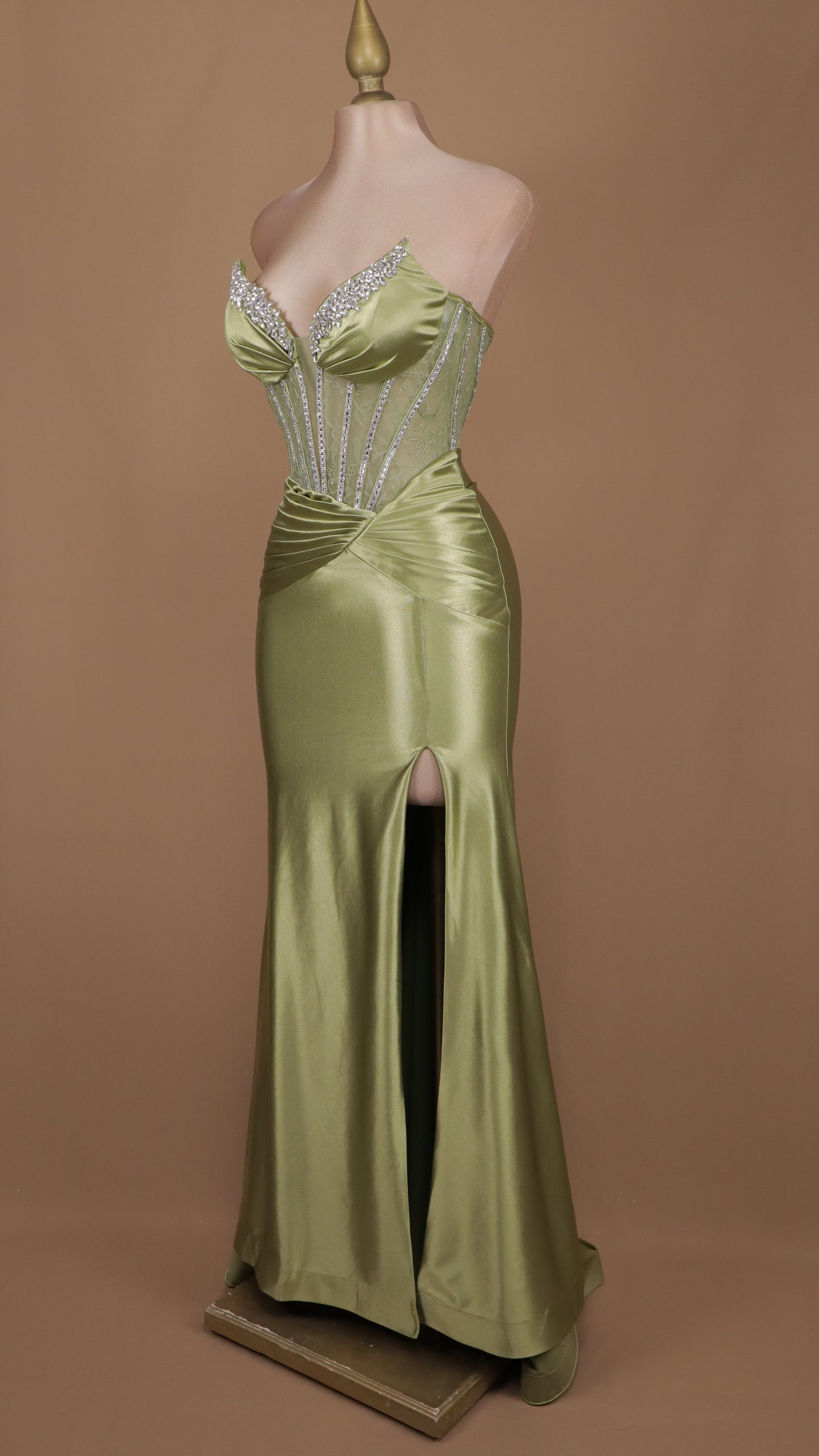 Vestido largo estraple elegante