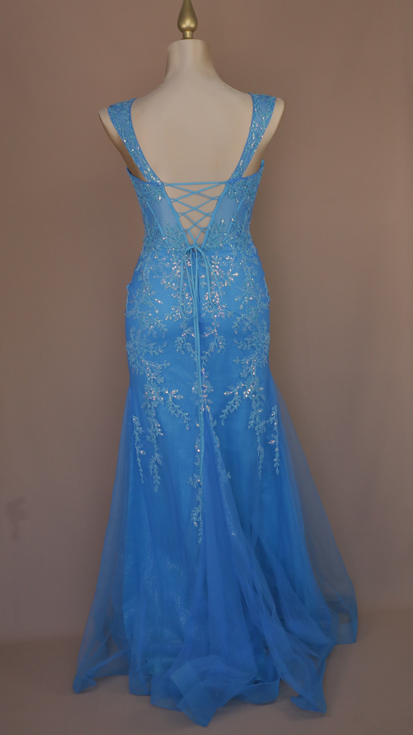 Vestido talla extra con corset y lentejuela tornasol