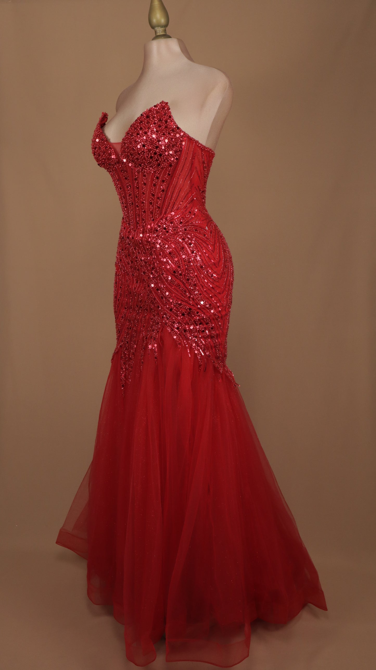 Vestido largo corte sirena estraple