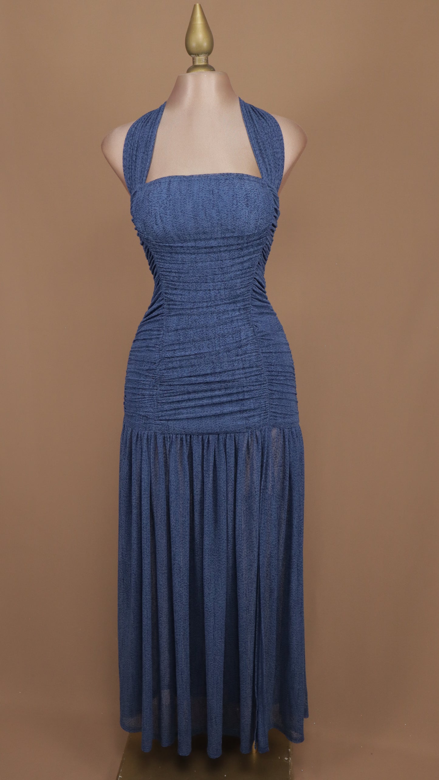 Vestido largo pegadito cuello halter