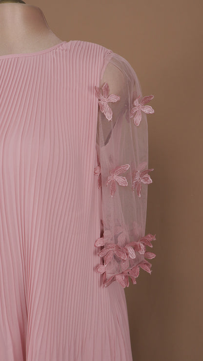 Vestido corto manga larga con mariposas