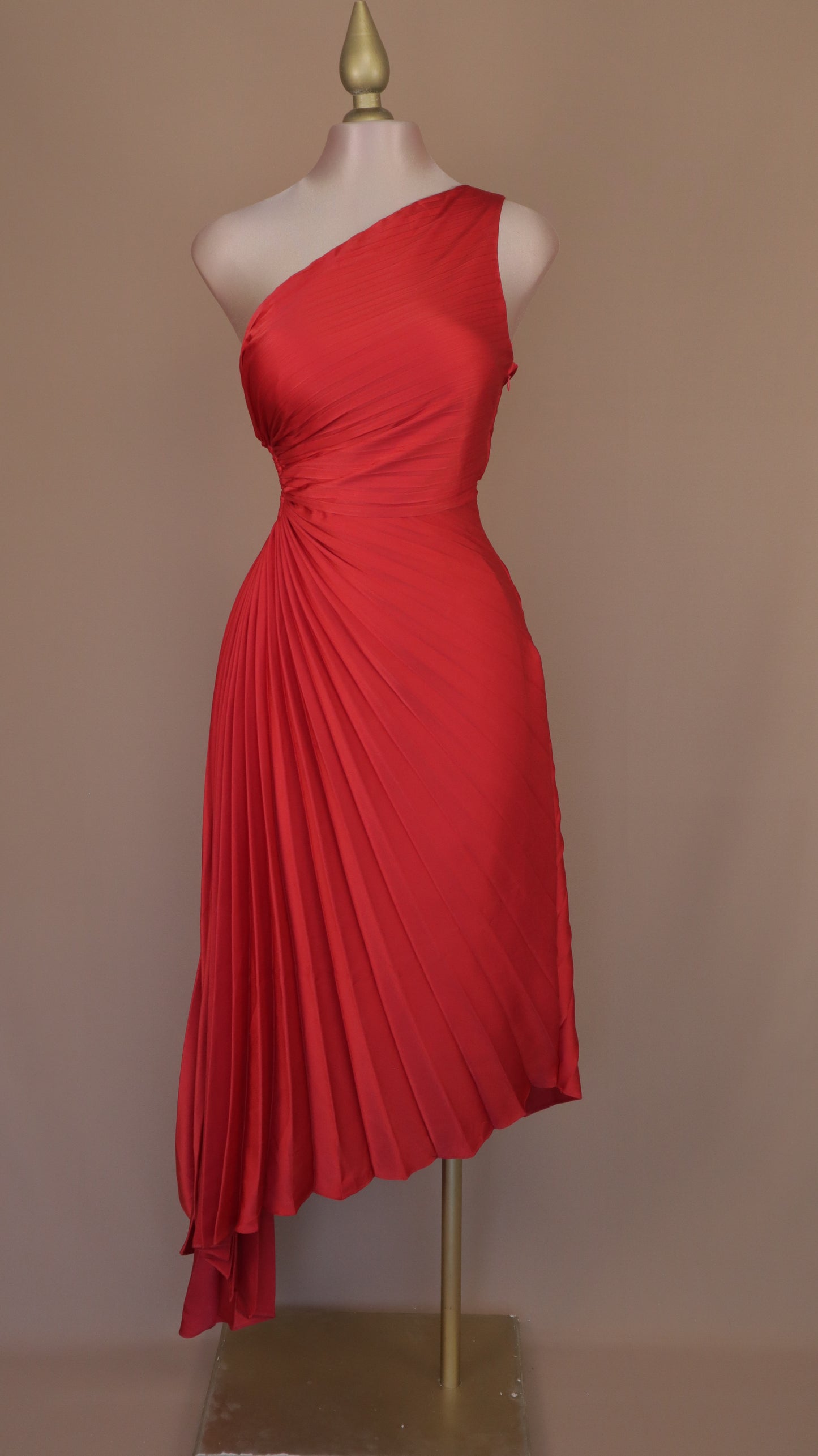 VESTIDO MAXI ASIMETRICO OJAL