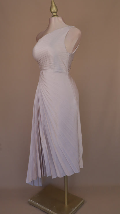 VESTIDO MAXI ASIMETRICO OJAL