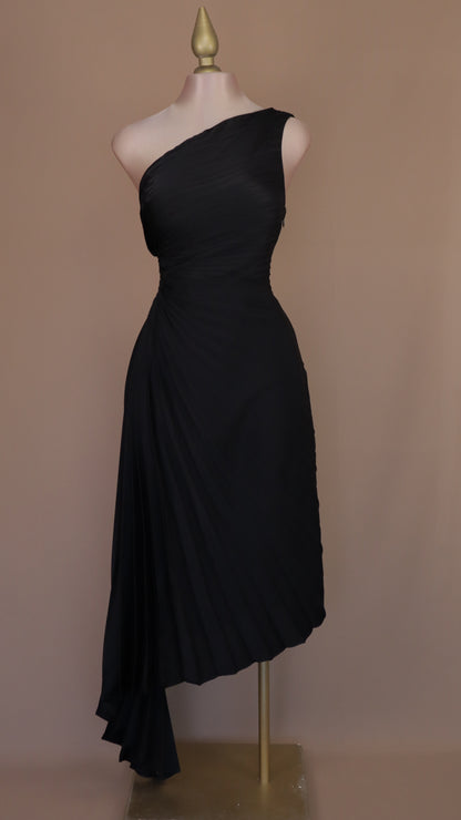 VESTIDO MAXI ASIMETRICO OJAL