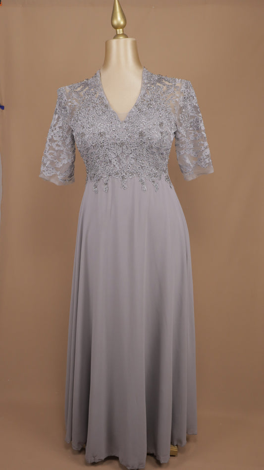 Vestido largo talla extra manga 3/4 con pedreria