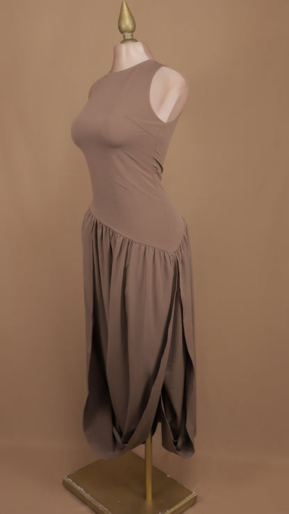 Vestido midi resacado