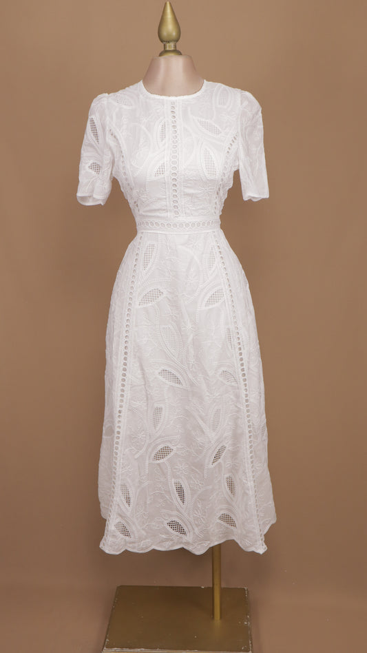 Vestido midi con manga y tipo bordado