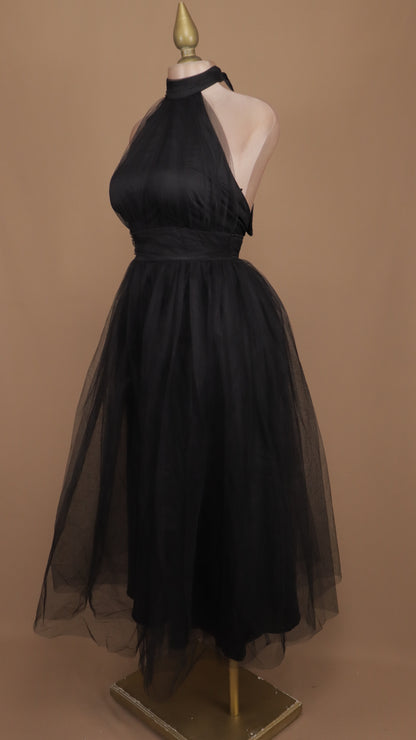 Vestido midi cuello halter de tul