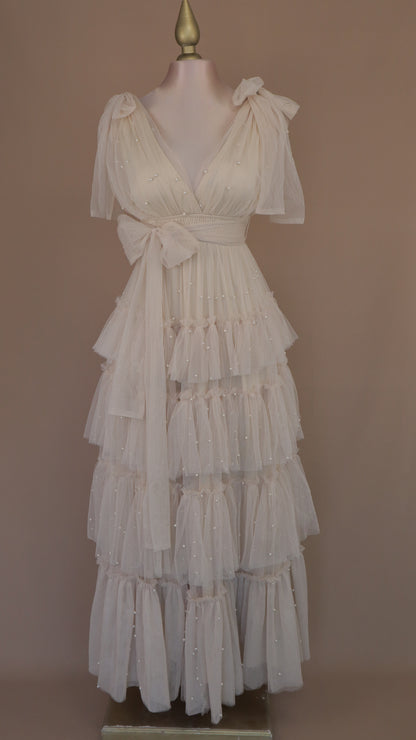 Vestido largo de tul con perlas