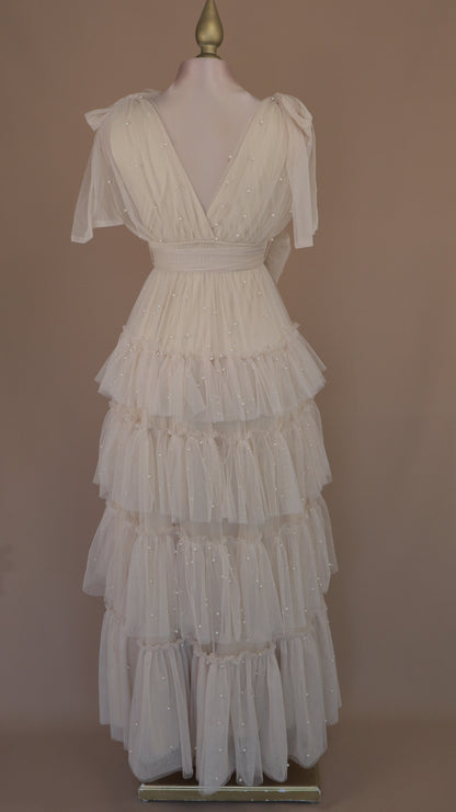 Vestido largo de tul con perlas