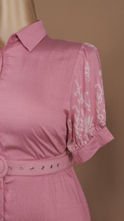 Vestido midi plus size con manga y cinto