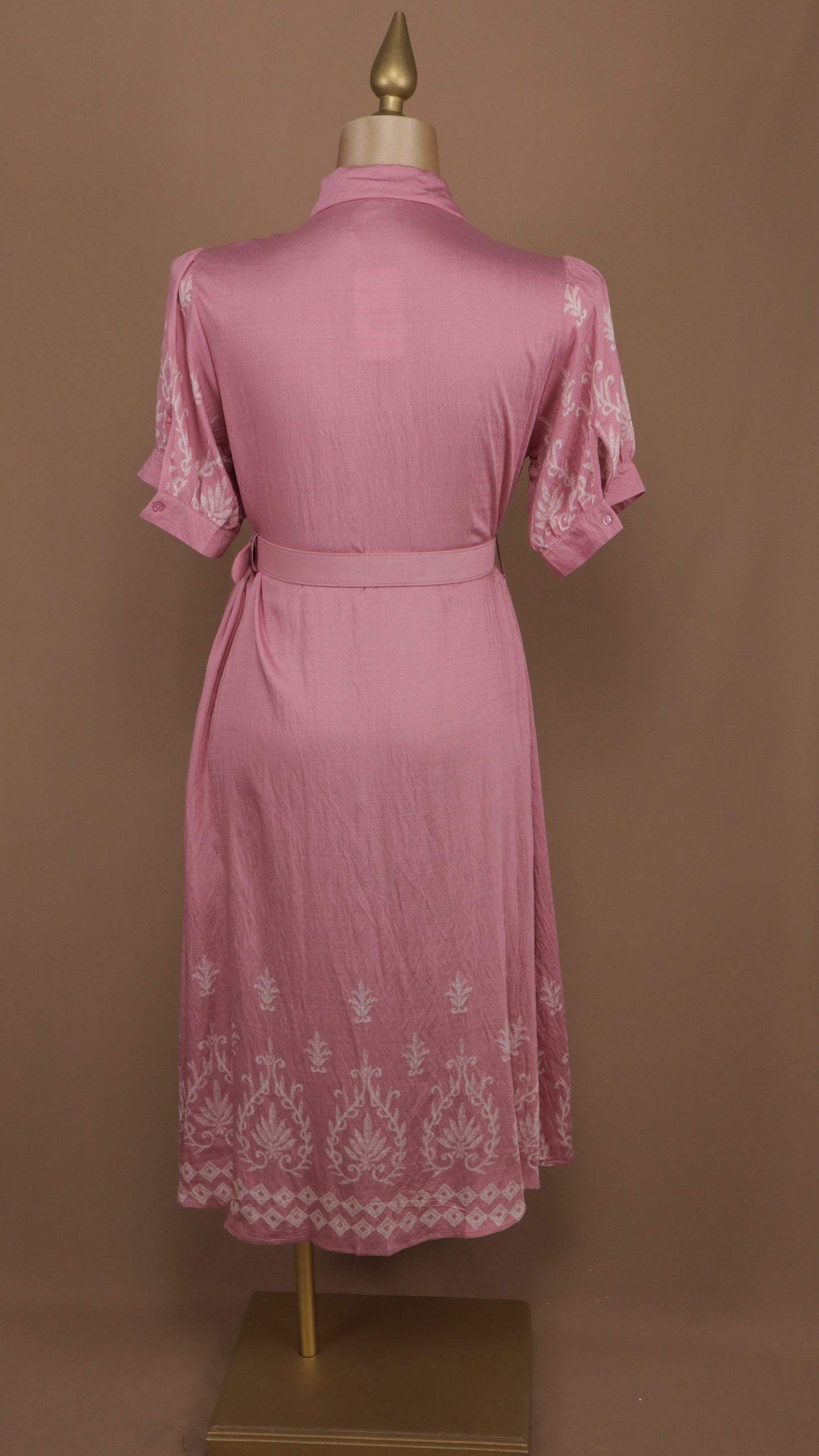 Vestido midi plus size con manga y cinto