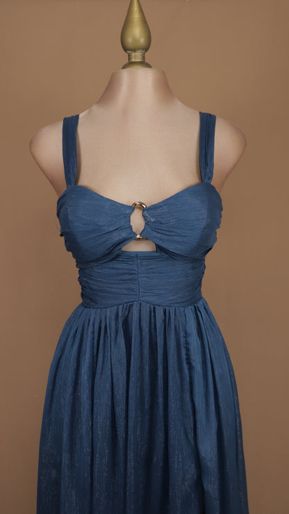 Vestido largo con tirante y corset, escote en busto