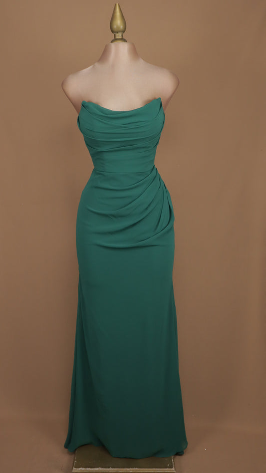 Vestido largo corte sirena estraple con corset