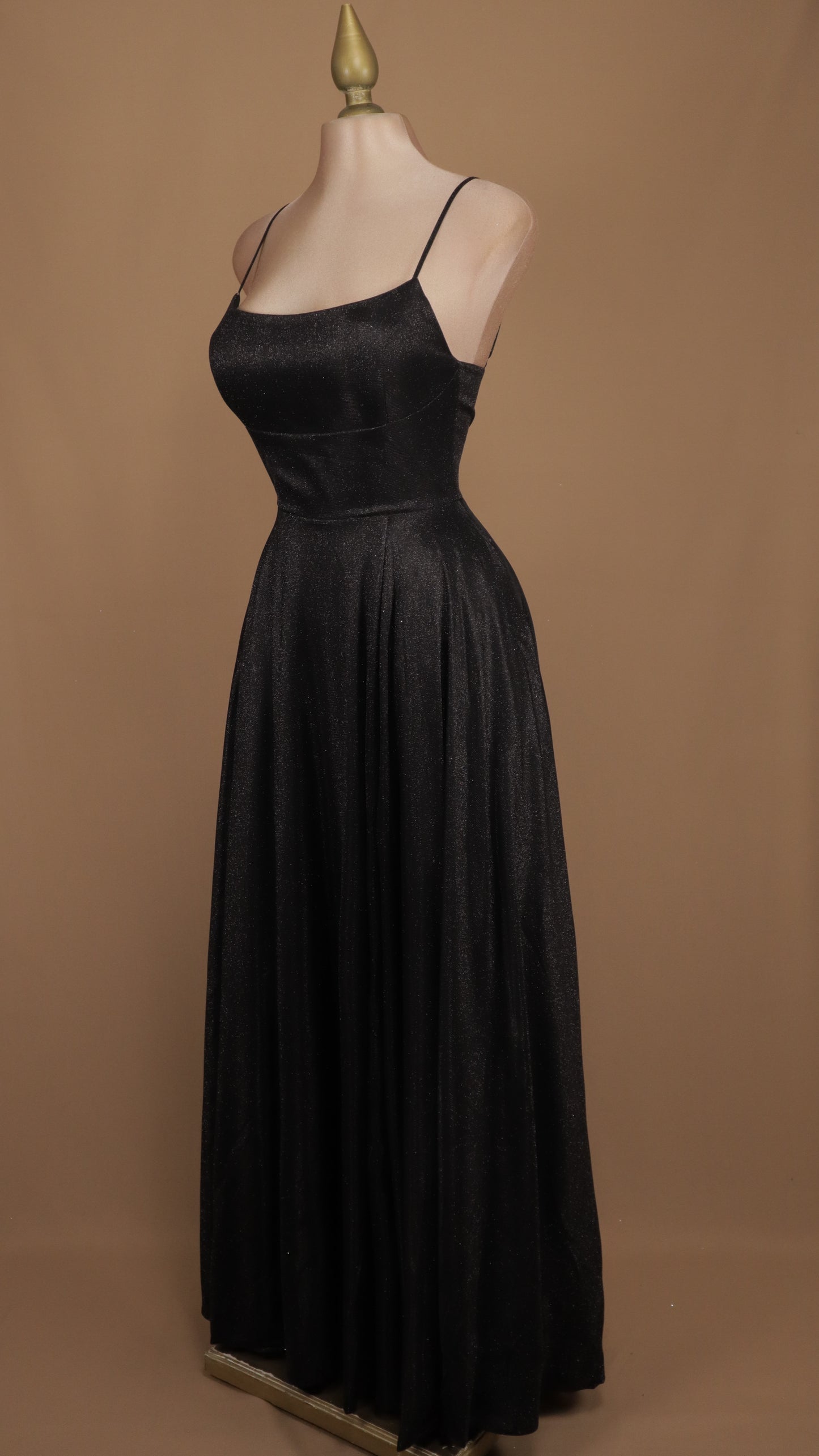 Vestido largo con destellos elegante